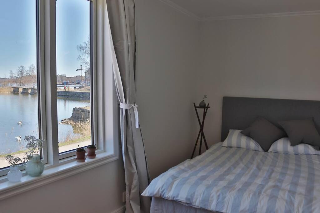 Captivating Harbor View Suite Osthammar Luaran gambar